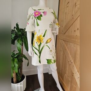 OASIS size 8 Woman's Multi Floral‎ Mini Dress